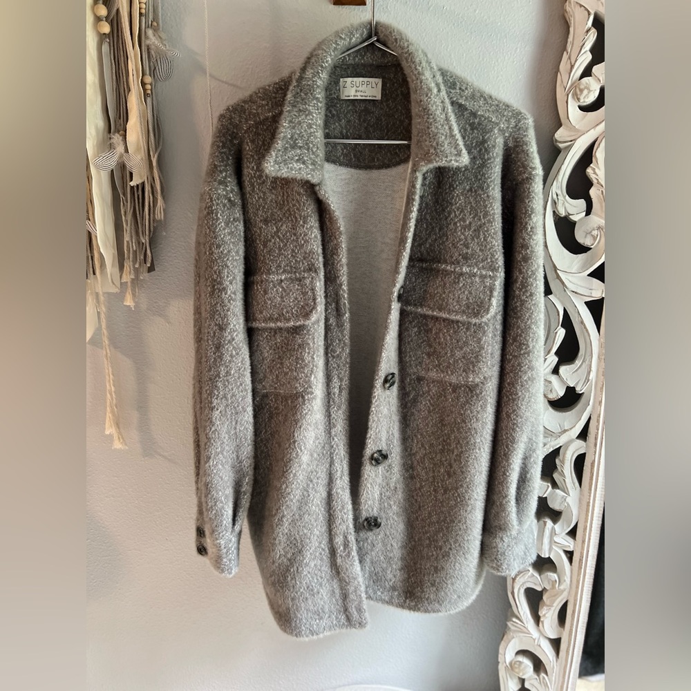 Z Supply women’s size small oversized shacket!